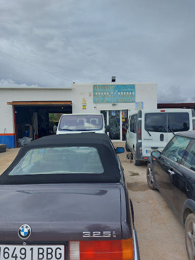 Taller Marines Carretera Es Canar Poligono 9
