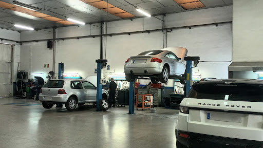 Automoció Quatrecamins, S.L. (Tecniauto)