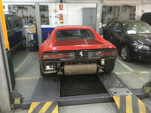NASARRE G. AUTOMOCIÓ - TotalEnergies Quartz Auto Service