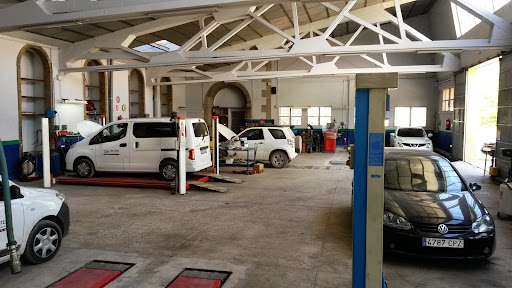 Cardona Motors S.L.