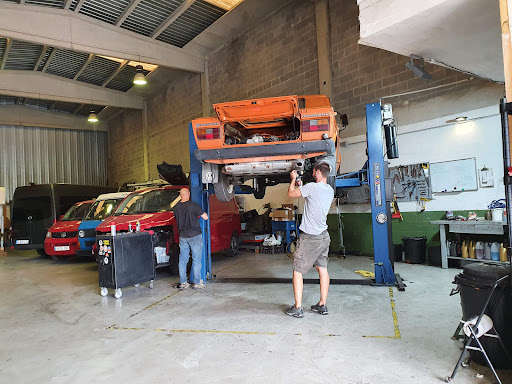 Cactus Garage