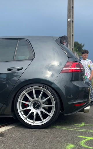 Ds Motor