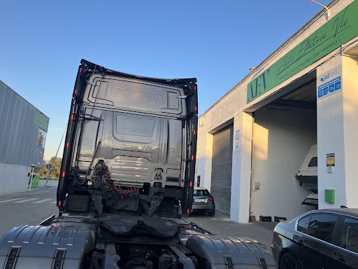 Auto Electric Vic