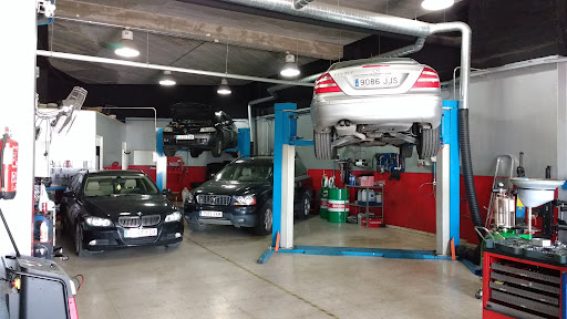 Taller Mecánico de Coches en Sevilla | FR-MOTOR SEVILLA